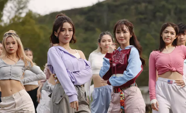 何依婷陳星妤喺《執法者們》已經合作過跳舞，難怪咁有默契。