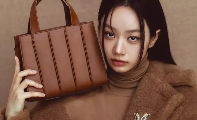 惠利親自演繹Max Mara全新2025秋冬系列。品牌提供圖片