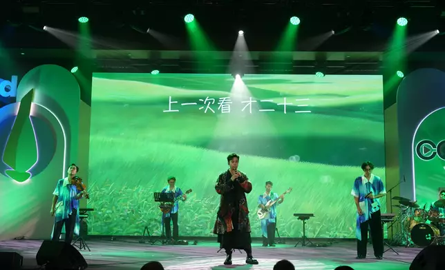 「CASH最佳歌曲大獎」五強作品表演由DidaBoy及Jazzclectic爵躍樂隊聯手演奏。