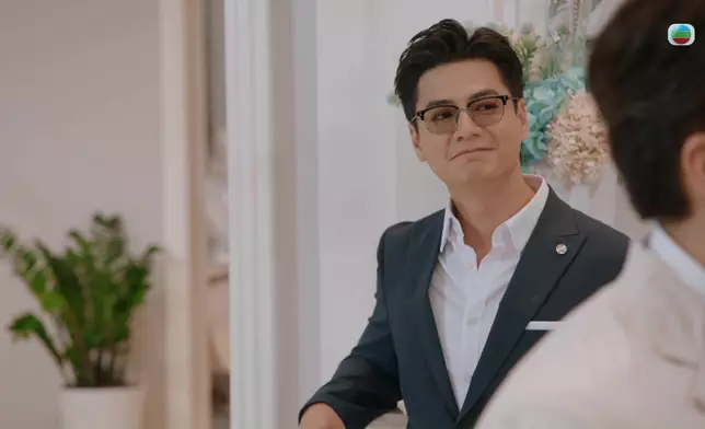 子溢啲食花生樣使唔使咁好笑。