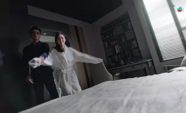 何依婷羅子溢激吻床戲全面曝光！