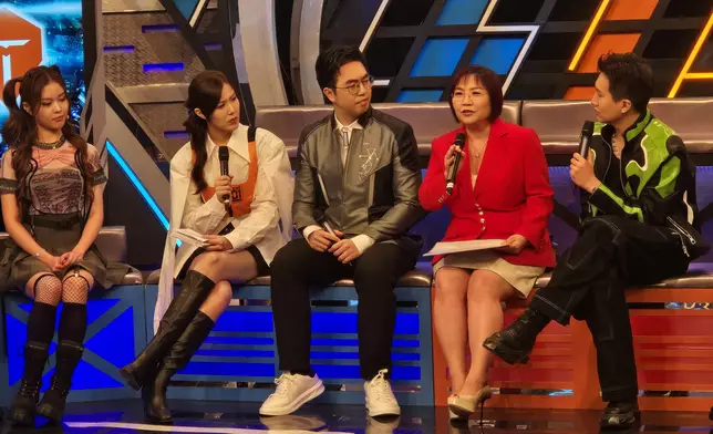 玲玲師傅繼續從玄學角度拆解「魔咒」。