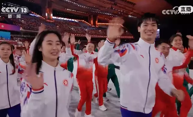 香港代表團。央視截圖