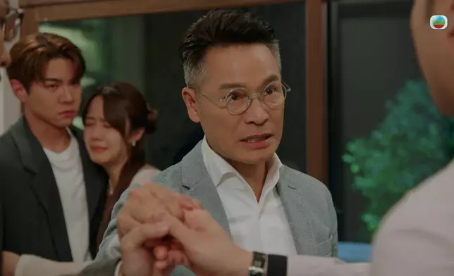 講到隨時要「白頭人送黑頭人」嘅嫲嫲，安仔展現出嘅情緒就極度哀痛。