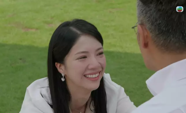 曉華呢場喊戲既委婉動人亦惹人憐愛，仲帶點佢特有嘅傻氣。