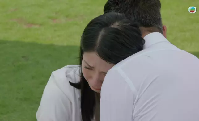 曉華呢場喊戲既委婉動人亦惹人憐愛，仲帶點佢特有嘅傻氣。