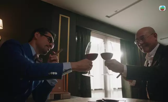 「沉底鱷」嫌疑人。