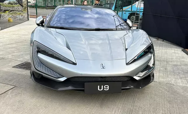 比亞迪高端品牌仰望U9。巴士的報記者攝