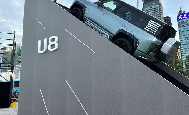 比亞迪高端品牌仰望U8。巴士的報記者攝