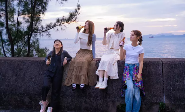 集合香港4個不同年代的人氣女團成員。