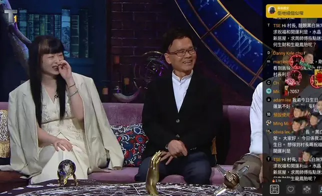 Thierry笑言遇有感情時都會請教父親。