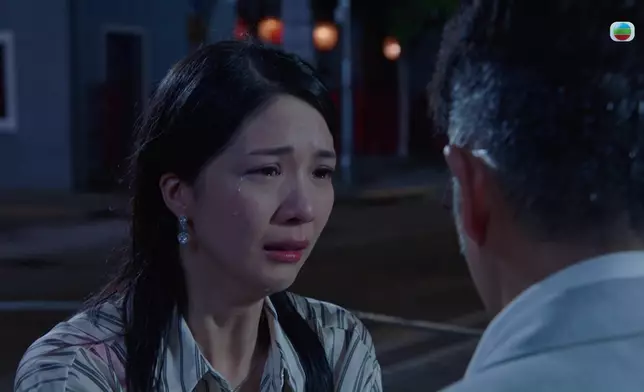 呢場戲加埋坤哥隻《還剩一件未做的事》，真係勁有Feel！鏡頭、演員、演技及BGM完美配搭。