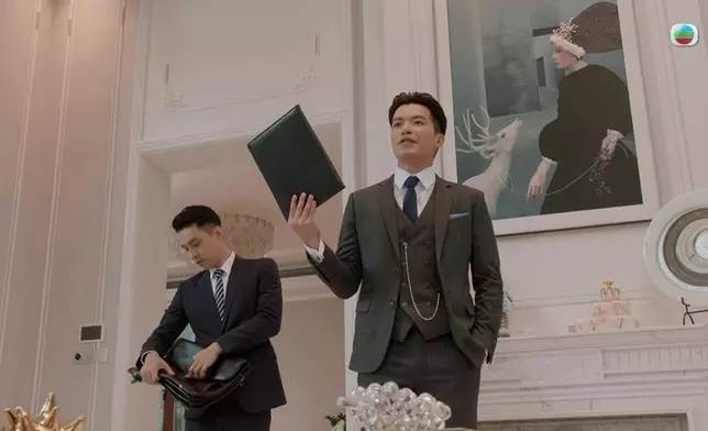 到底份新遺囑係邊個喺背後搞鬼呢？