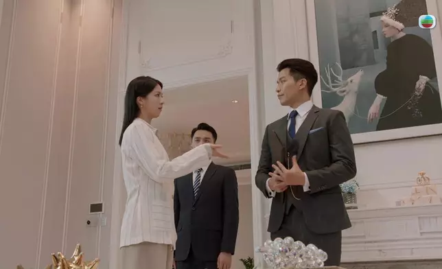 到底份新遺囑係邊個喺背後搞鬼呢？