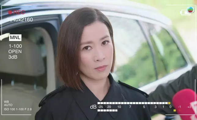 阿佘呢個微表情轉折妙絕。