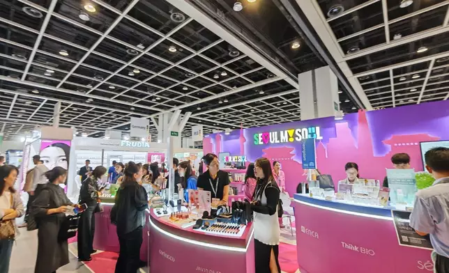 巴士的報記者攝