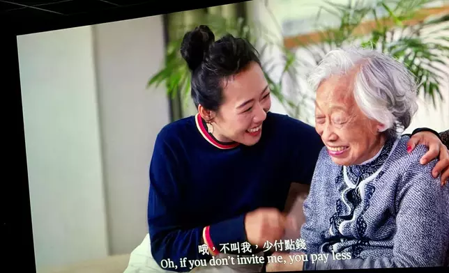 卓韻芝與婆婆短片。