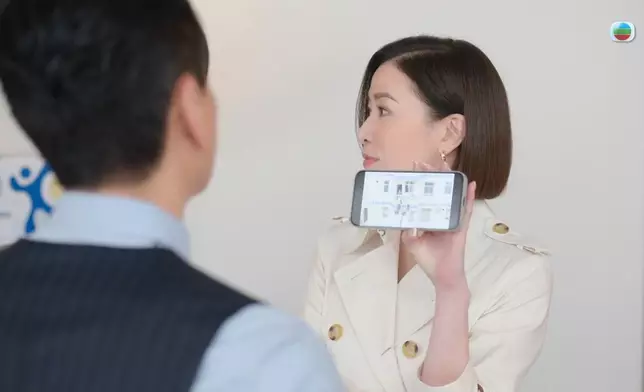 阿佘呢幕「回歸」SNK好睇，佢同黃宗澤各有各寸嘴，唔知佢哋鬥到最後會點呢？