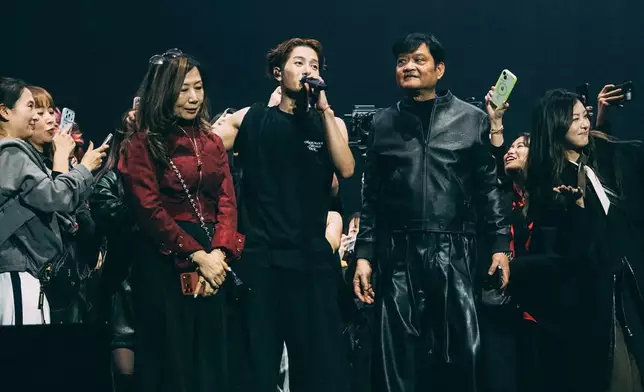 Jackson父母今次亦有親臨現場。