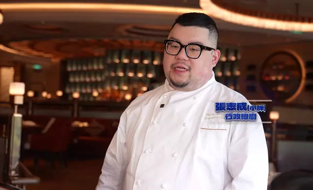 Agnes、Arthur到訪小胖師傅主理的海鮮餐廳。