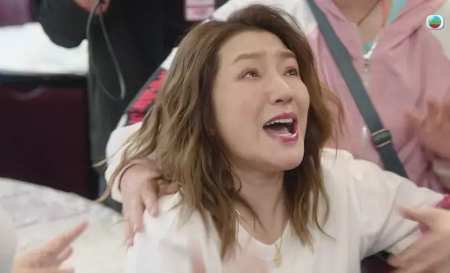 關寶慧嘅演出夠晒放！句句對白都係咆吼出嚟咁滯，難怪佢話拍完好攰。