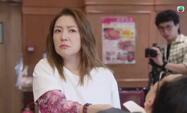 仲要擸刀，真係好激。