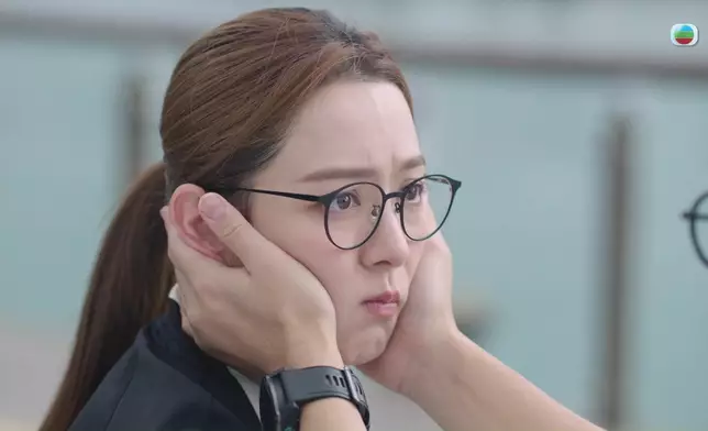 敏奕BB呢個樣真係太Cute。