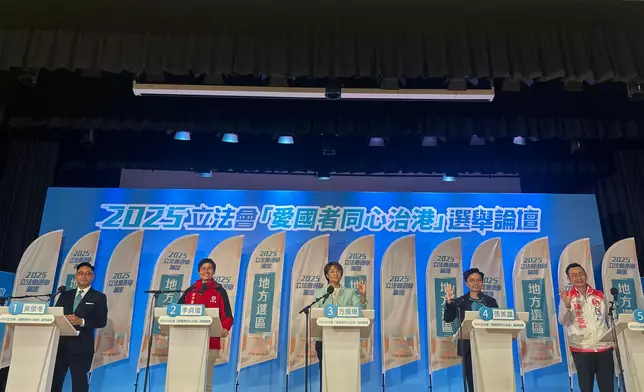 左起1號葉傲冬、2號李貞儀、3號方國珊、4號張美雄和5號陳志豪。巴士的報記者攝