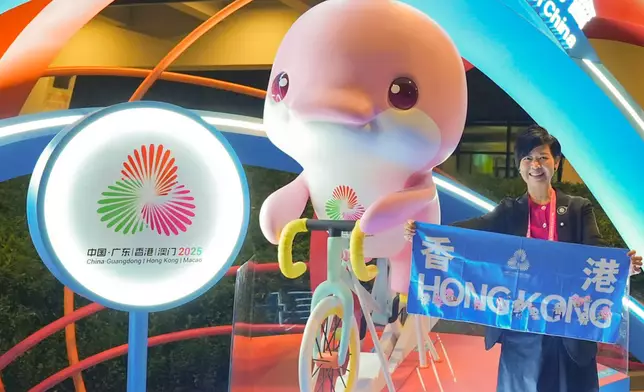 何永賢 Winnie Ho FB