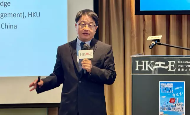 霍偉棟。巴士的報記者攝