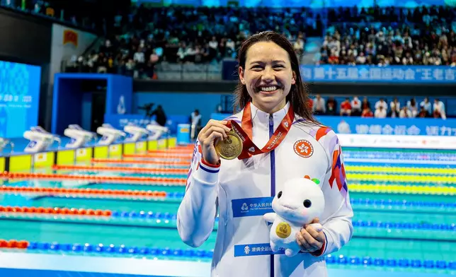 何詩蓓奪得女子100米自由泳金牌。Rosanna Law FB