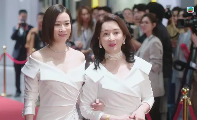 Man姐同方太「口密腹劍」式嘅高手過招，亦係好搶Fo。