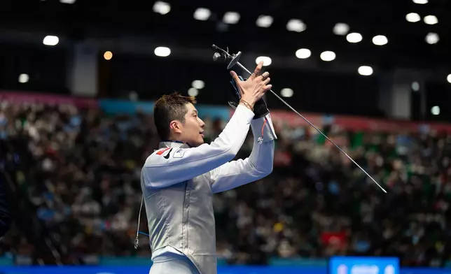 張家朗四強出局，奪得銅牌。Rosanna Law FB