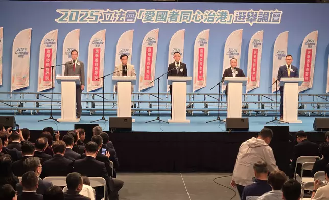 21號至25號候選人。巴士的報記者攝