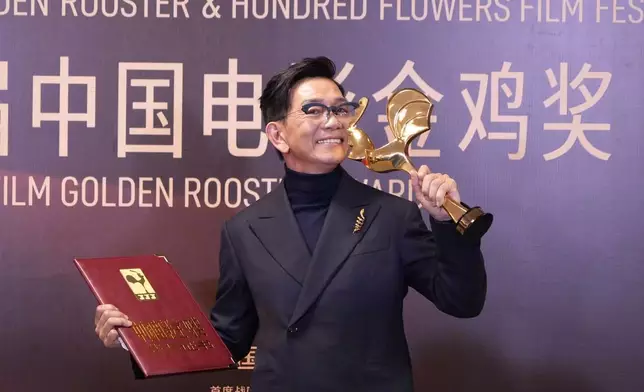 袁富華憑《水餃皇后》奪得最佳男配角。