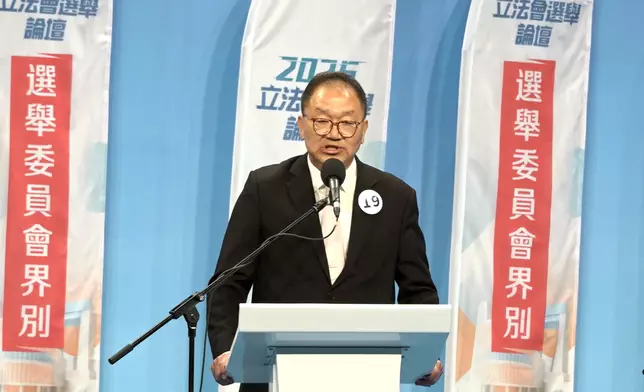 19號候選人黃錦輝。巴士的報記者攝