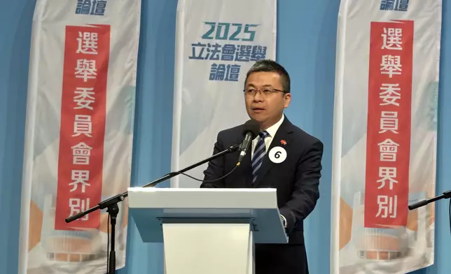 6號候選人伍煥杰。巴士的報記者攝