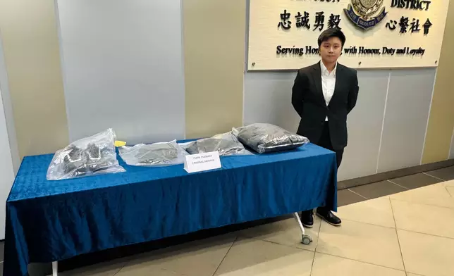 男子屯門區破壞選舉宣傳物，被控刑事毁壞。