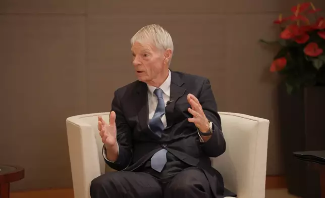 Michael Spence發言。行政長官辦公室影片截圖