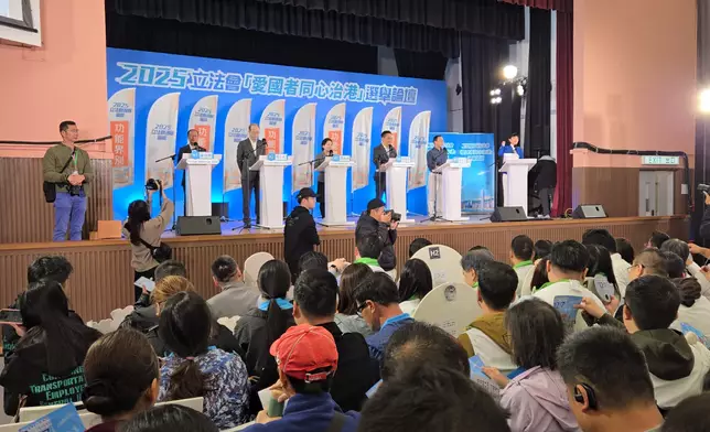 功能界別勞工界論壇。巴士的報記者攝