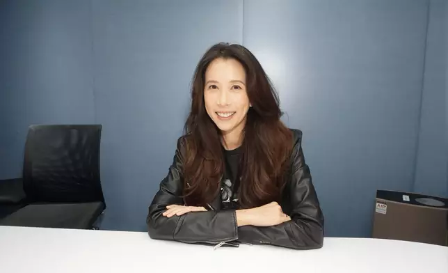 感觸直言「好掛住大家」！