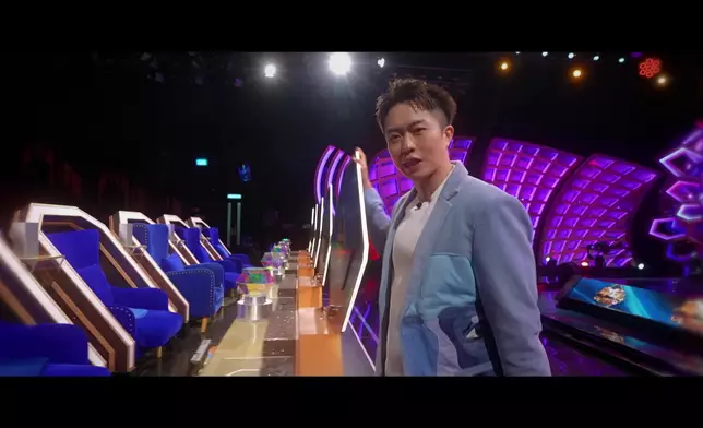 今季增設「盲選」，令整件事更有趣味性。