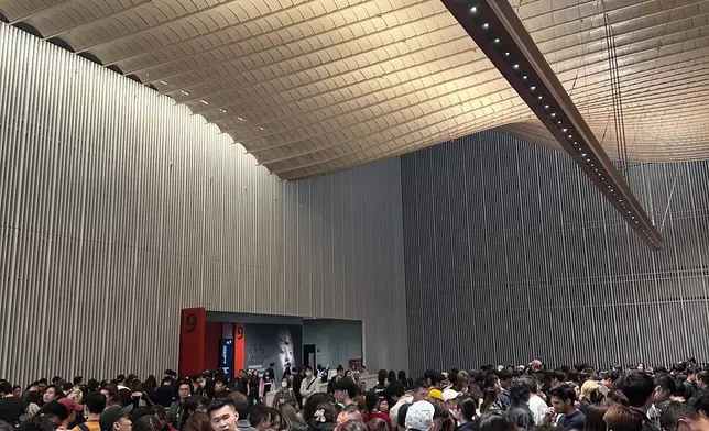 sour.square Threads圖片