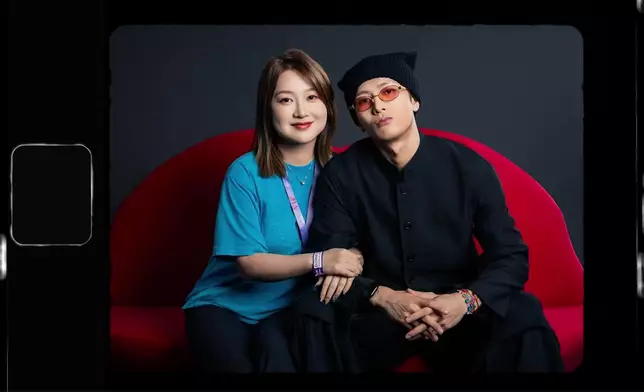 Jackson出名「寵粉狂魔」，每場演唱會都會與350位VVIP粉絲單獨合影機會。