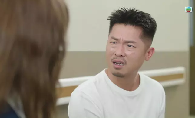 原來大寶出事當日，原本應該站在升降台上拍攝的攝影師是Gary。對於大寶幫自己擋咗一劫，佢既無奈又自責。