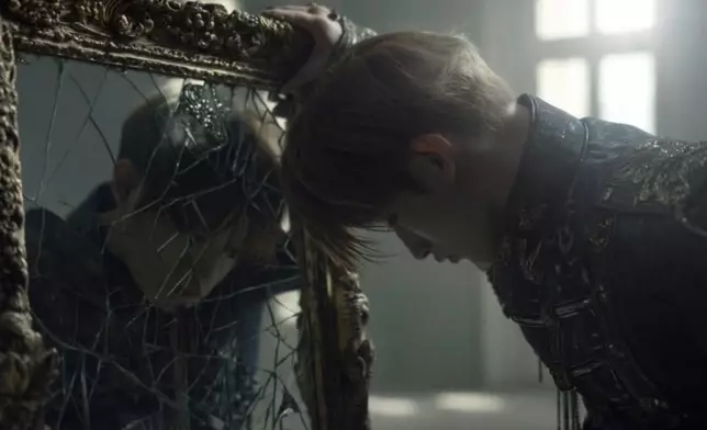 XODIAC推出完整版AI MV《Alibi: MOONLIGHT BLOOD ALLIANCE》。