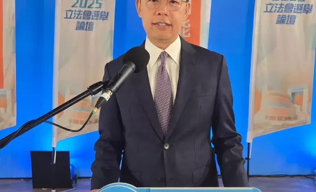 立法會功能界別金融界2號候選人陳振英。巴士的報記者攝