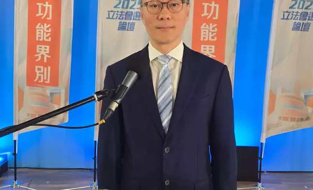 立法會功能界別金融界1號候選人葉子建。巴士的報記者攝