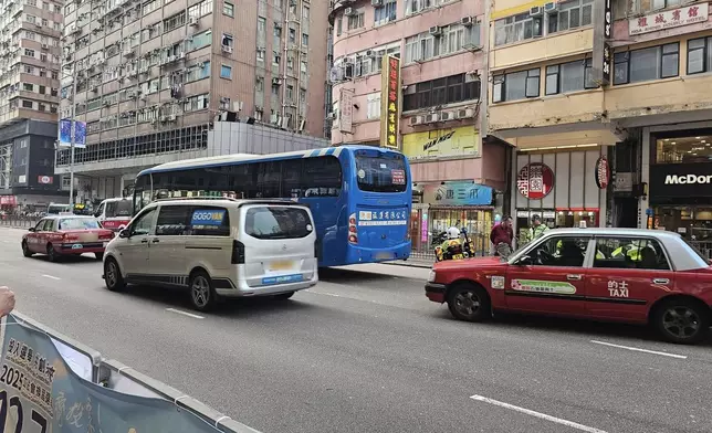旺角一名老婦被旅遊巴撞倒身亡。車cam L（香港群組）FB群組圖片