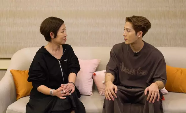 回憶低谷期，Jackson自揭一度以酒精麻醉自己。